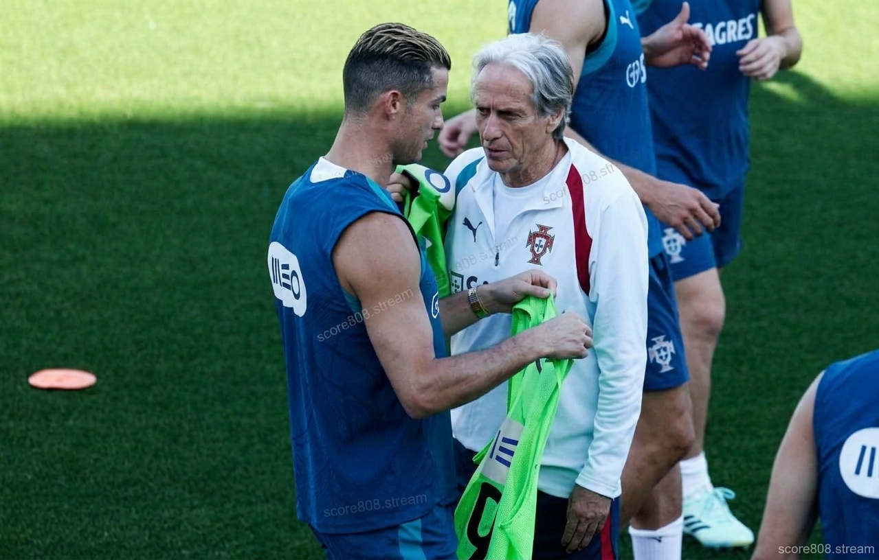 Jorge Jesus Defends Cristiano Ronaldo Amid Portugal Drama