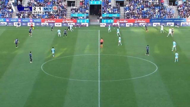 Auckland FC 3-1 Melbourne City — Lachlan Brook 85'