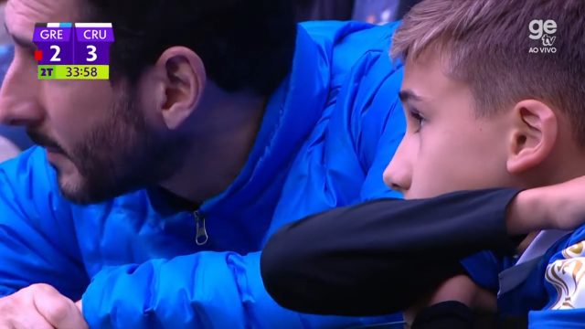 Grêmio 2-4 Cruzeiro — João Marcelo 80'