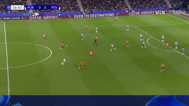 FC Porto 0-1 PSV Eindhoven — Guus Til 57'