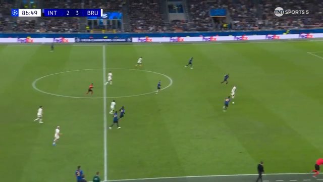 Inter Milan 2-4 Club Brugge — Romeo Vermant 87'
