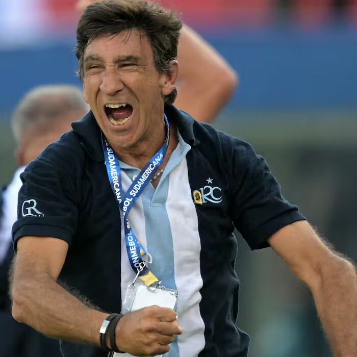Gustavo Costas