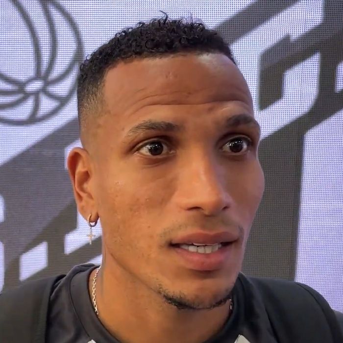 Rómulo Otero Icon
